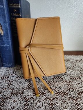 Glass Ladder & Co. Katherine Tech Organizer - Faux Leather